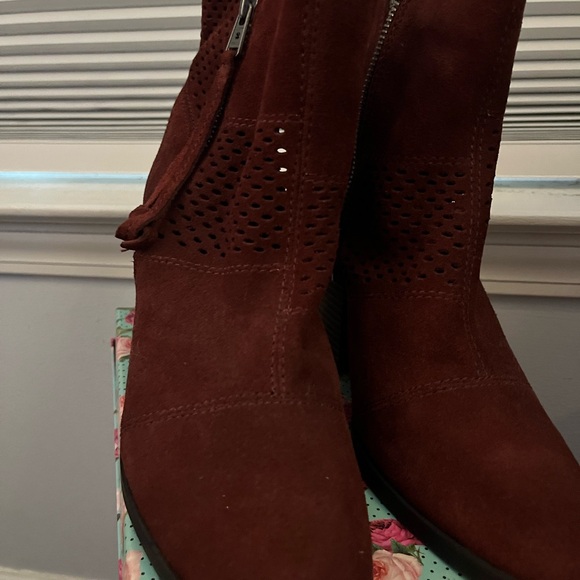 LUCKY BRAND BOOTS, SIZE 9 NEW :) - Picture 4 of 7